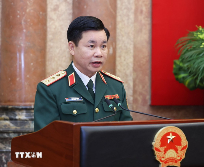 Chủ tịch nước Lương Cường chủ trì lễ trao quyết định thăng quân hàm Thượng tướng- Ảnh 1.