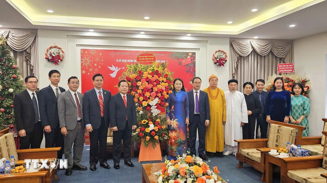 MTTQ Việt Nam chúc mừng Giáng sinh Hội thánh Tin Lành Việt Nam miền Bắc- Ảnh 1.