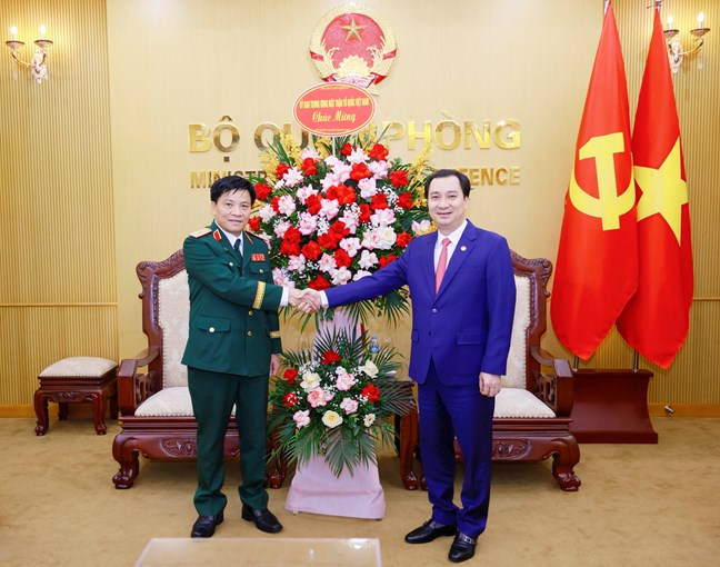 Ủy ban Trung ương MTTQ Việt Nam chúc mừng Bộ Quốc phòng nhân kỷ niệm 81 năm Ngày thành lập Quân đội nhân dân Việt Nam- Ảnh 2.