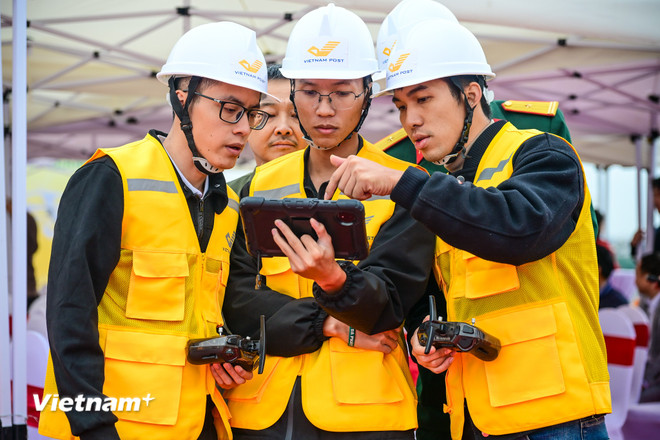 Lần đầu tiên thí điểm ứng dụng UAV trong vận chuyển y tế tại Hà Nội- Ảnh 3.