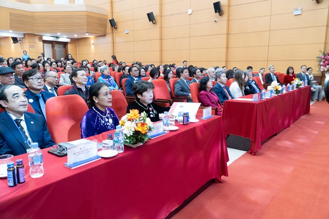 Cầu nối thúc đẩy hợp tác hữu nghị giữa nhân dân hai nước Việt Nam - Pháp- Ảnh 1.