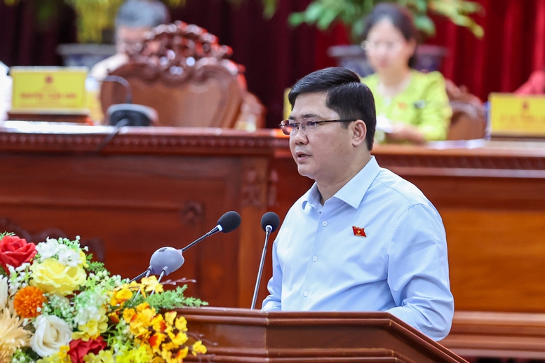 Thủ tướng: Dự kiến đầu tư gần 700 nghìn tỷ đồng cho y tế và giáo dục trong 10 năm tới- Ảnh 5.