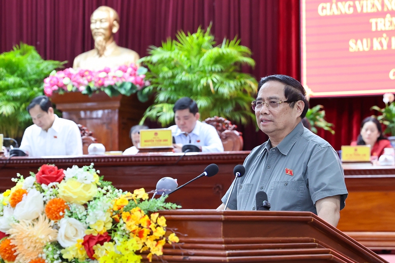 Thủ tướng: Dự kiến đầu tư gần 700 nghìn tỷ đồng cho y tế và giáo dục trong 10 năm tới- Ảnh 3.