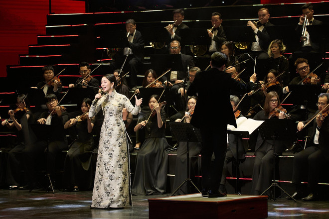 Nhà sản xuất "Về đây bốn cánh chim trời" hứa sẽ hoàn tiền vé cho khán giả- Ảnh 3.