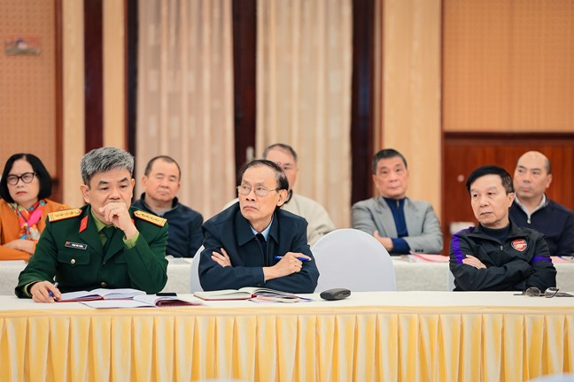 Bàn giải pháp nhằm nâng cao hiệu quả công tác giảm nghèo bền vững và hoạt động cứu trợ trong thời gian tới- Ảnh 5.