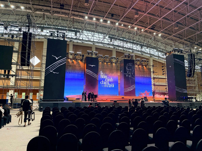 Nhà sản xuất "Về đây bốn cánh chim trời" hứa sẽ hoàn tiền vé cho khán giả- Ảnh 1.