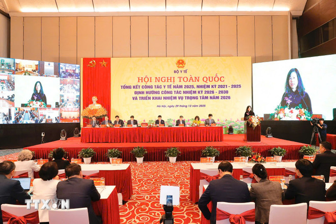 Nhiều "điểm nghẽn", "nút thắt" trong lĩnh vực y tế đã được tháo gỡ- Ảnh 1.