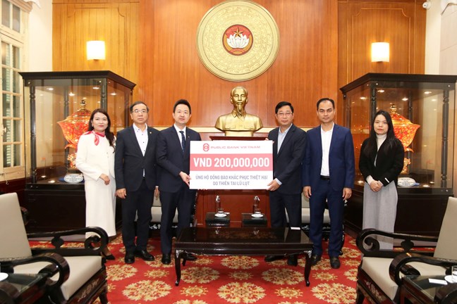 2,5 tỷ đồng từ Liên hiệp các tổ chức người Việt Nam tại LB Nga hỗ trợ đồng bào khắc phục thiệt hại do bão, lũ- Ảnh 8.