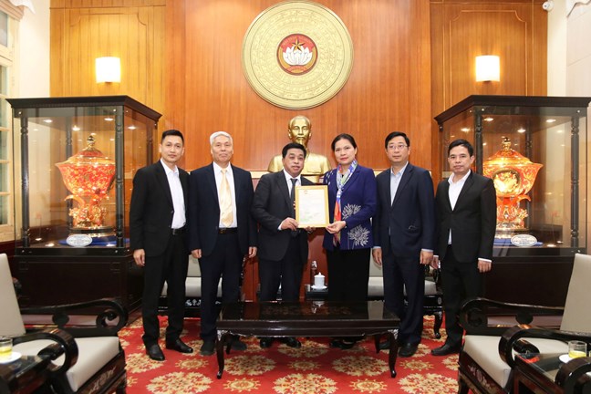 2,5 tỷ đồng từ Liên hiệp các tổ chức người Việt Nam tại LB Nga hỗ trợ đồng bào khắc phục thiệt hại do bão, lũ- Ảnh 1.