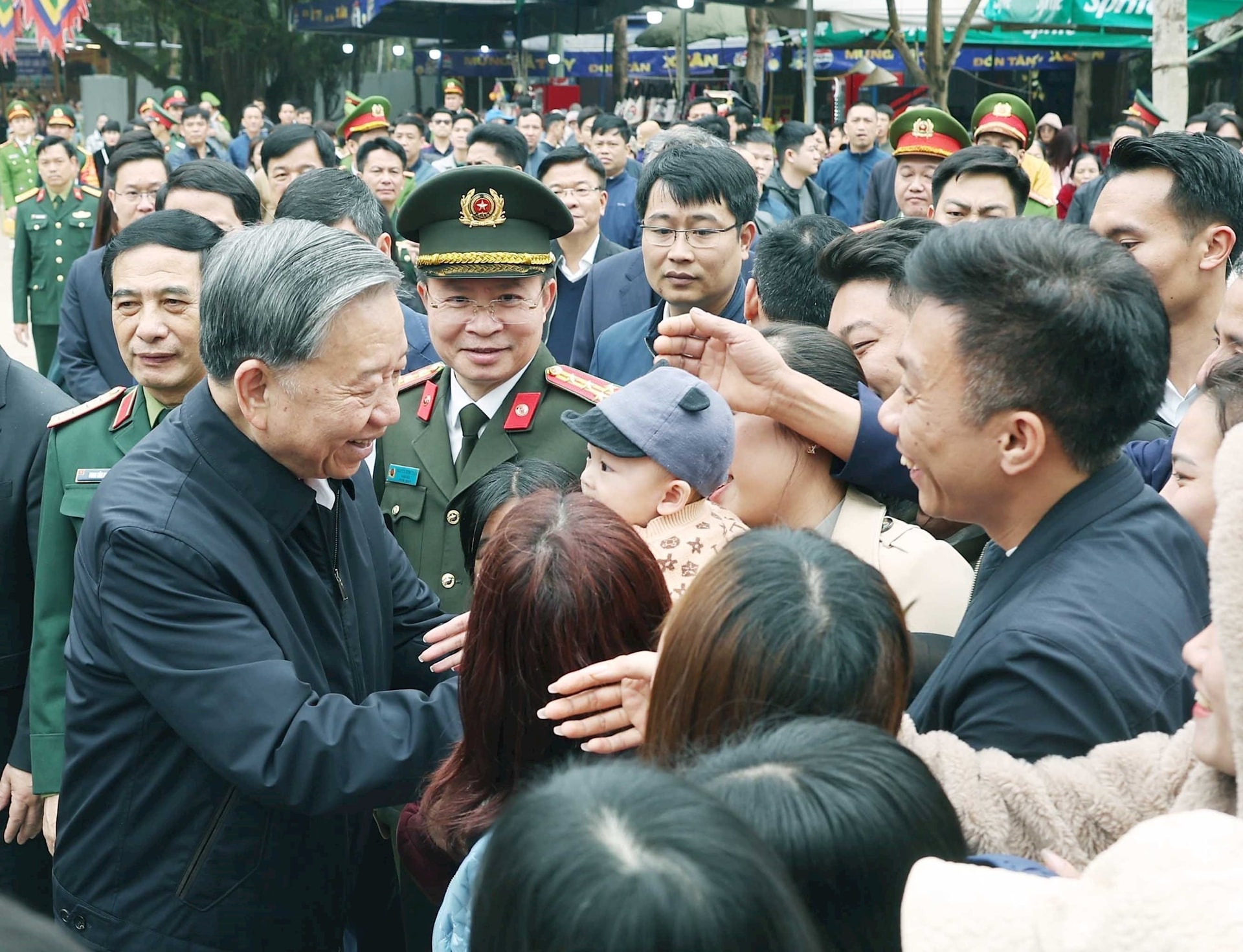 Phát huy trí tuệ và bản lĩnh Việt Nam vững bước tiến mạnh trong kỷ nguyên phát triển mới- Ảnh 13.