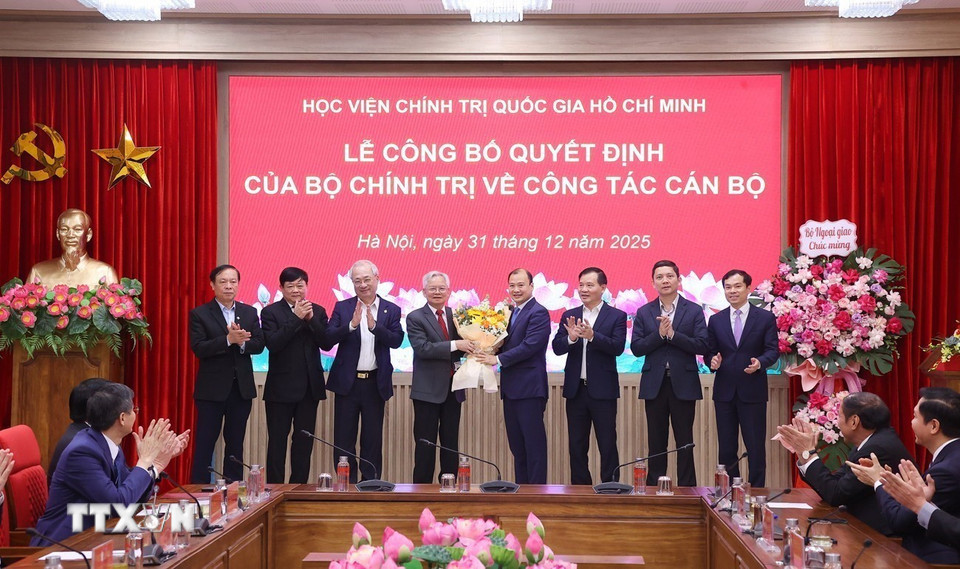 Ông Lê Hải Bình giữ chức Phó Giám đốc Học viện Chính trị Quốc gia Hồ Chí Minh- Ảnh 3.