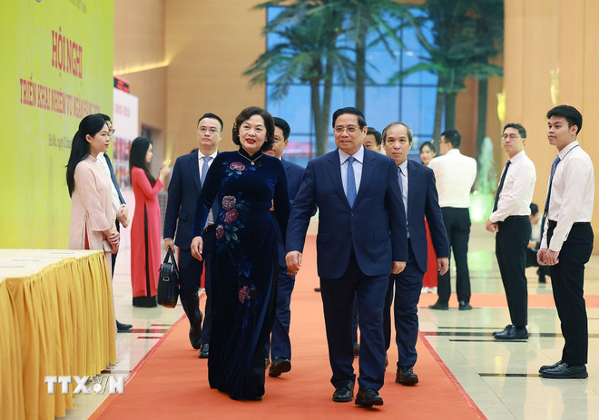 Thủ tướng nêu 8 nhiệm vụ trọng tâm của ngành ngân hàng trong thời gian tới- Ảnh 1.