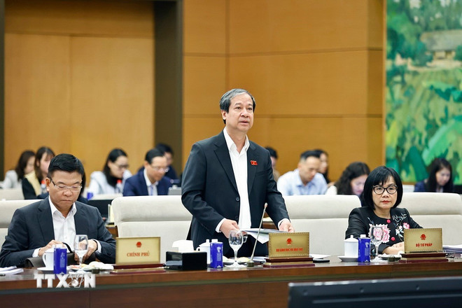 Ủy ban Thường vụ Quốc hội: Bổ sung các chính sách, nguồn lực phát triển báo chí- Ảnh 4.