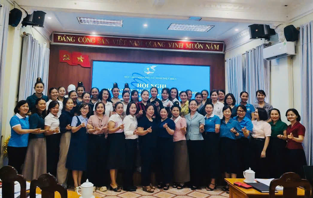 Hội LHPN tỉnh Điện Biên định hướng 3 mục tiêu cốt lõi, mang tính đột phá trong nhiệm kỳ mới- Ảnh 6. Hội LHPN tỉnh Điện Biên định hướng 3 mục tiêu cốt lõi, mang tính đột phá trong nhiệm kỳ mới- Ảnh 6.