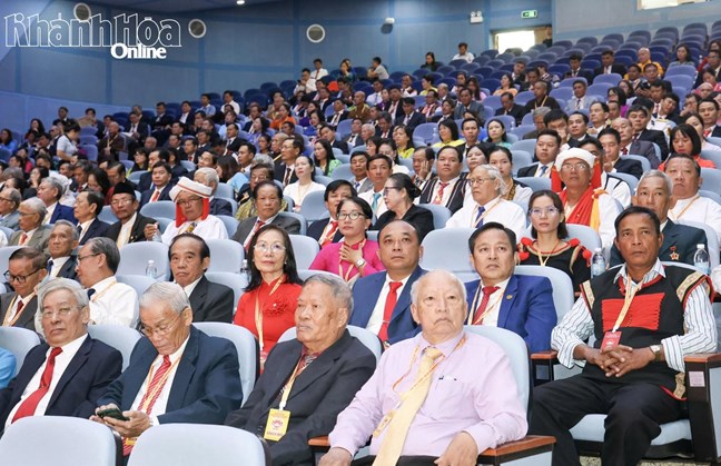 Phó Chủ tịch Hoàng Công Thủy dự Đại hội đại biểu MTTQ Việt Nam tỉnh Khánh Hòa lần thứ I, nhiệm kỳ 2025-2030- Ảnh 4.