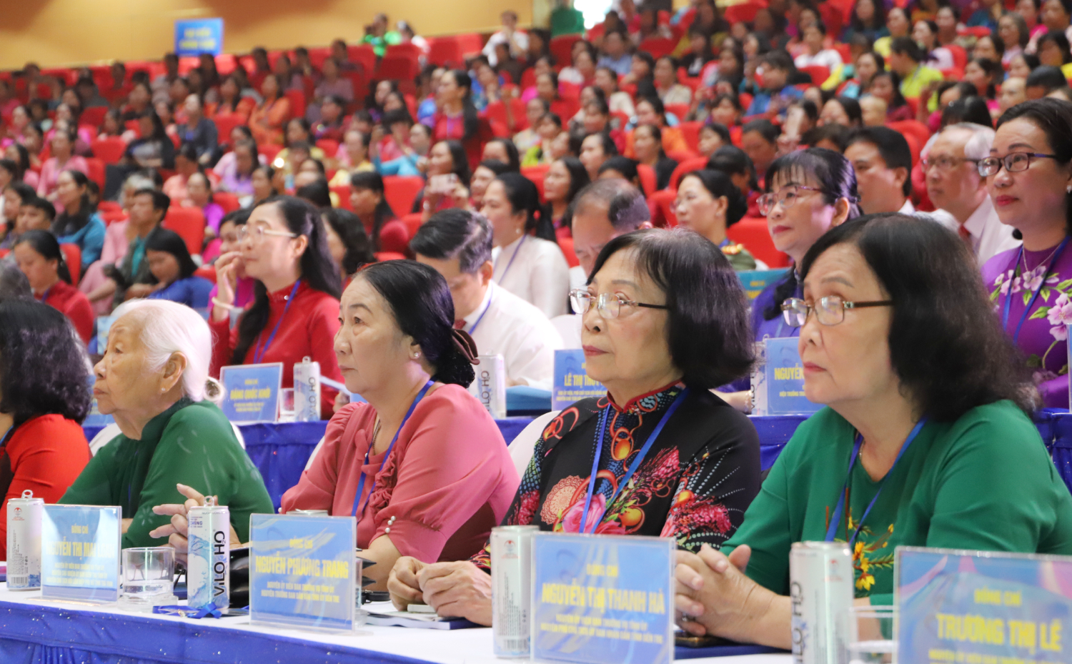 Phụ nữ là nguồn lực quan trọng đưa Vĩnh Long phát triển đúng định hướng- Ảnh 4. Phụ nữ là nguồn lực quan trọng đưa Vĩnh Long phát triển đúng định hướng- Ảnh 4.