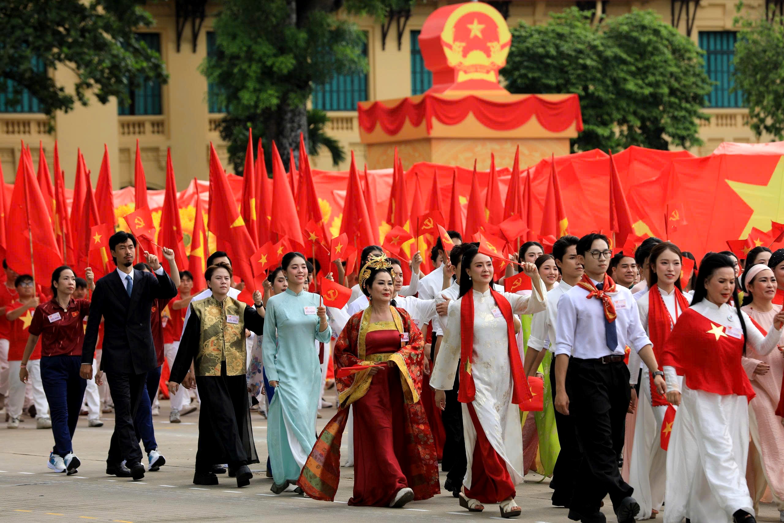 Thế nước và lòng dân trong giai đoạn phát triển mới của đất nước (Phần 2)- Ảnh 4. Thế nước và lòng dân trong giai đoạn phát triển mới của đất nước (Phần 2)- Ảnh 4.