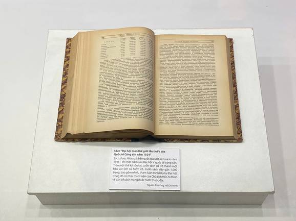 Trưng bày 300 tư liệu ghi dấu hành trình cách mạng của Chủ tịch Hồ Chí Minh ở nước Nga- Ảnh 6. Trưng bày 300 tư liệu ghi dấu hành trình cách mạng của Chủ tịch Hồ Chí Minh ở nước Nga- Ảnh 6.