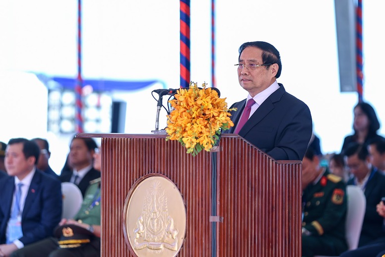 Thủ tướng Phạm Minh Chính cùng Thủ tướng Campuchia khai trương cặp cửa khẩu quốc tế mới- Ảnh 5.