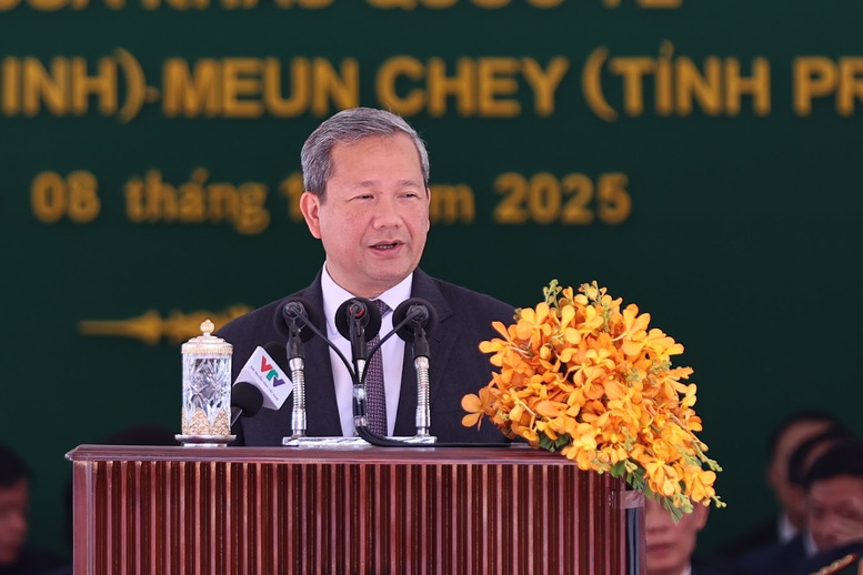 Thủ tướng Phạm Minh Chính cùng Thủ tướng Campuchia khai trương cặp cửa khẩu quốc tế mới- Ảnh 6.