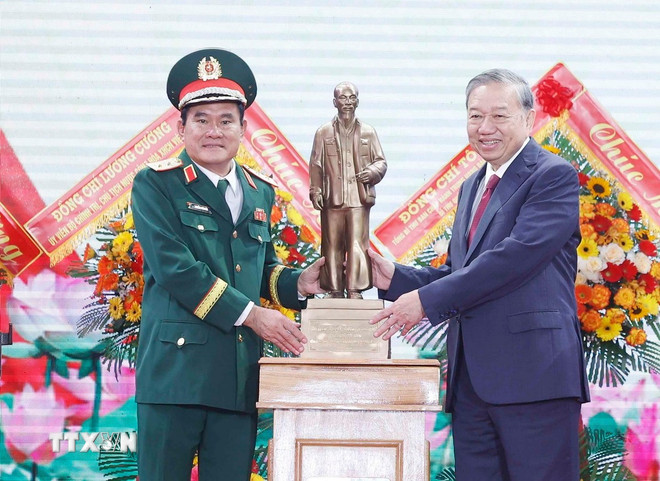 Tổng Bí thư: Xây dựng lực lượng vũ trang Quân khu 9 cách mạng, chính quy, tinh nhuệ, hiện đại- Ảnh 1.