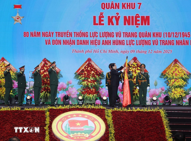 Chủ tịch nước: Xây dựng Lực lượng vũ trang Quân khu 7 chính quy, tinh nhuệ, hiện đại- Ảnh 3.