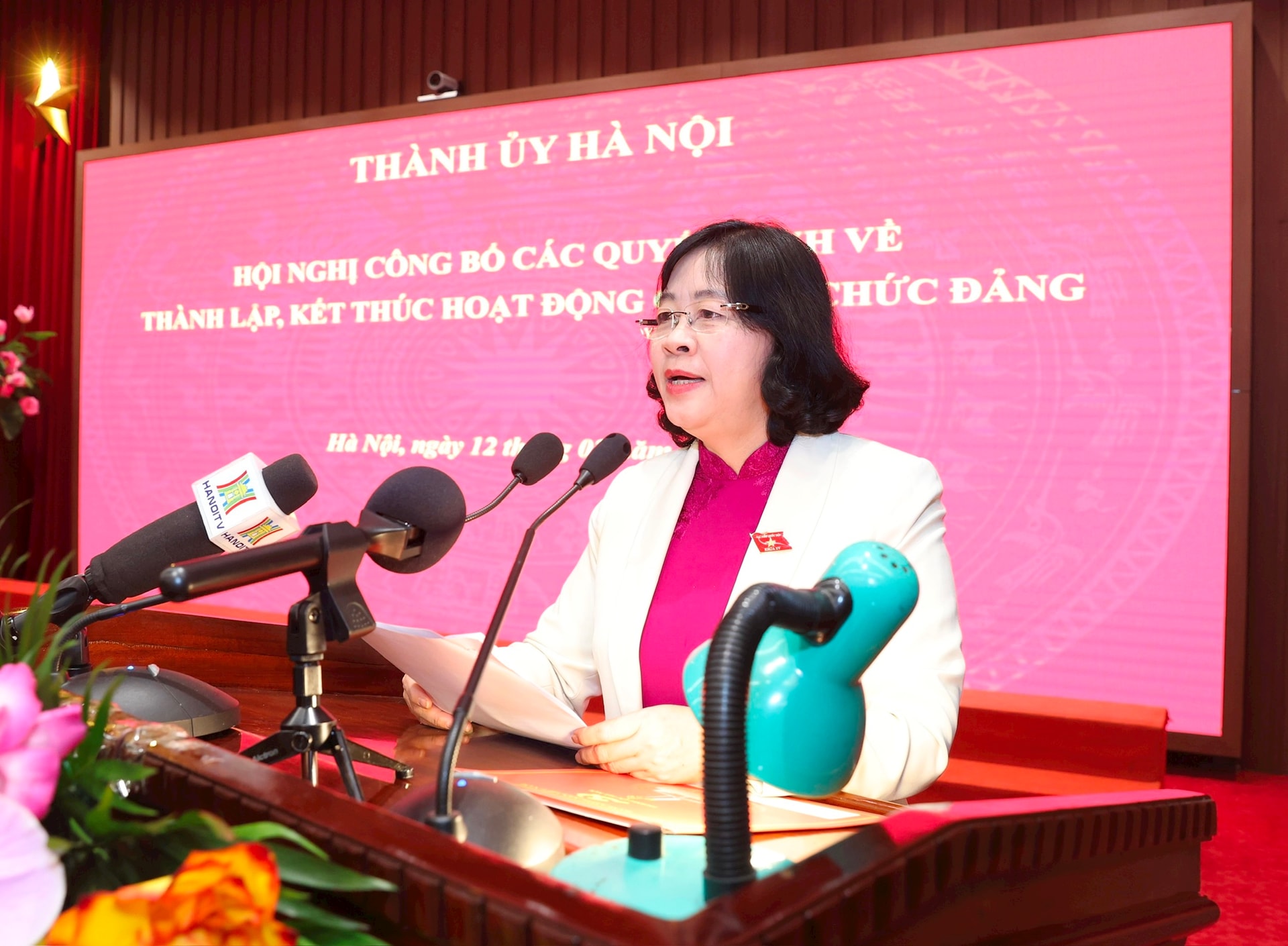 Thành ủy Hà Nội công bố các Quyết định thành lập, kết thúc hoạt động các tổ chức Đảng- Ảnh 3.