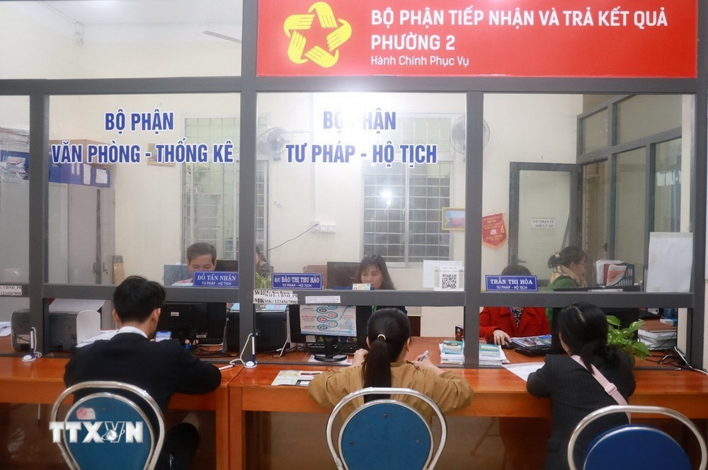 Kết luận của Bộ Chính trị, Ban Bí thư về nghiên cứu, đề xuất tiếp tục sắp xếp tổ chức bộ máy- Ảnh 1.