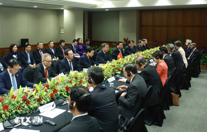 Nâng cấp quan hệ hai nước Việt Nam-Singapore lên Đối tác Chiến lược Toàn diện- Ảnh 1. Nâng cấp quan hệ hai nước Việt Nam-Singapore lên Đối tác Chiến lược Toàn diện- Ảnh 1.