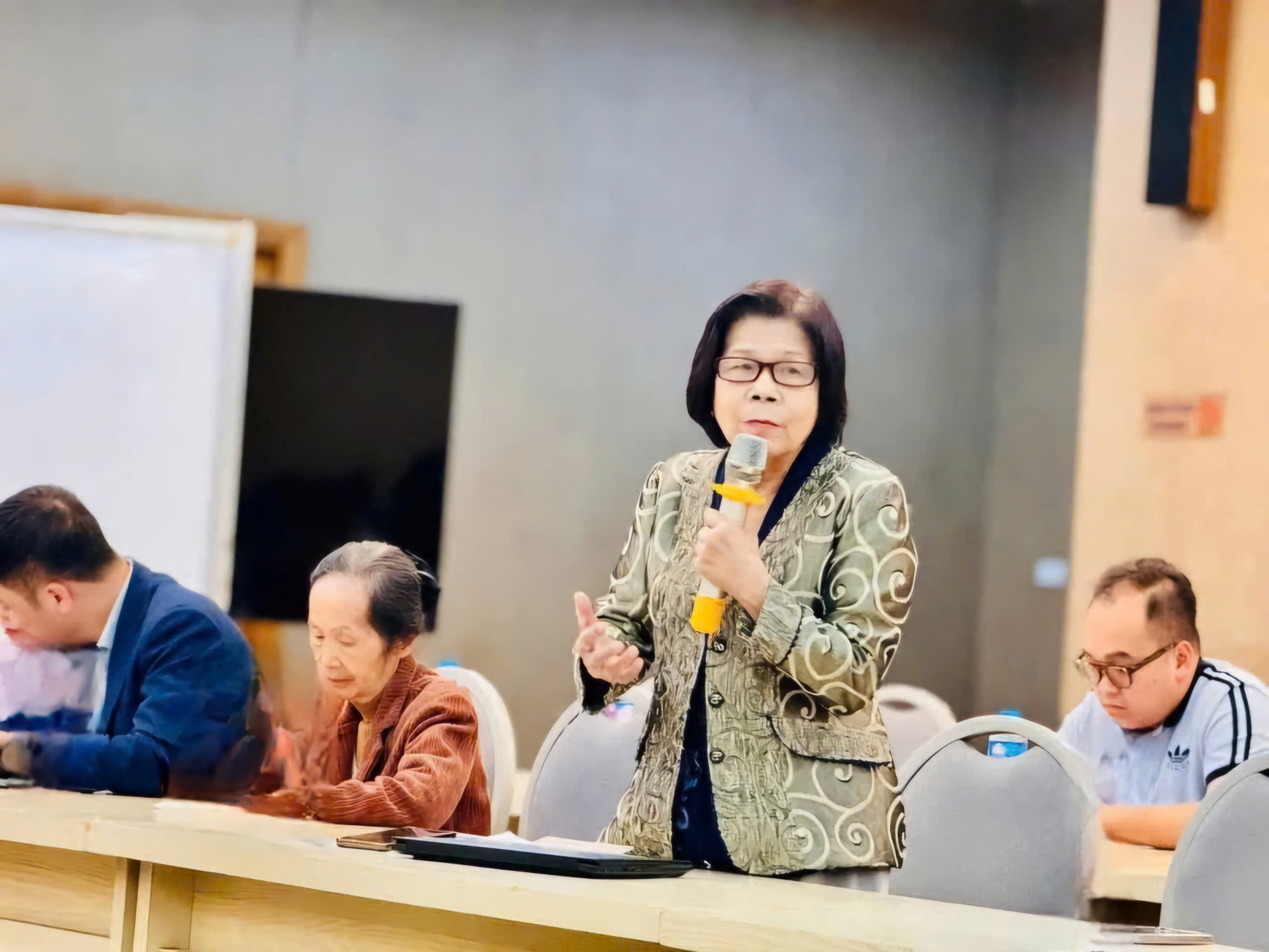 562 doanh nghiệp đạt chứng nhận Hàng Việt Nam chất lượng cao 2025 - Ảnh 1. 562 doanh nghiệp đạt chứng nhận Hàng Việt Nam chất lượng cao 2025 - Ảnh 1.