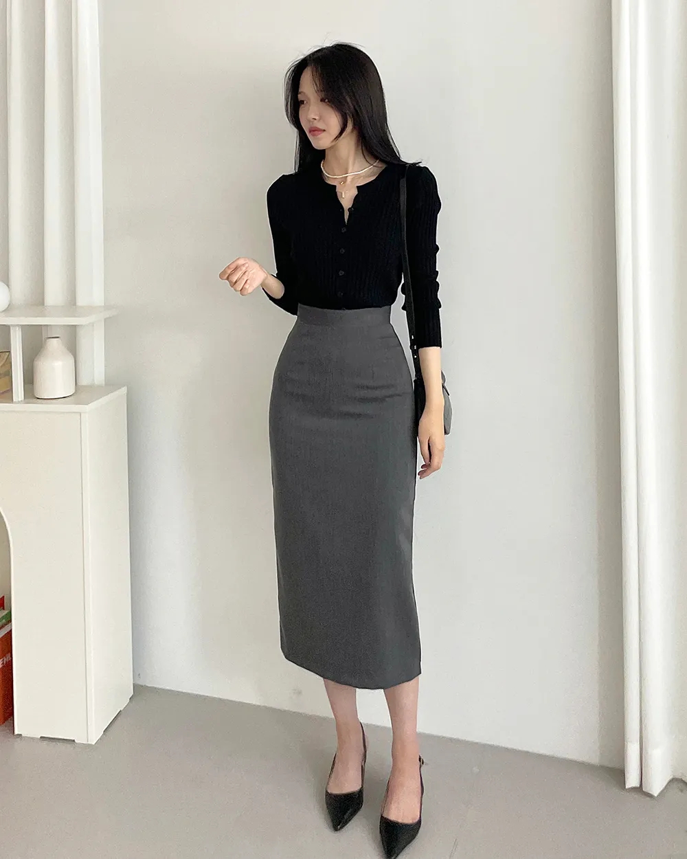 Bỏ túi cách mặc chân váy tôn dáng dành cho người có chiều cao khiêm tốn- Ảnh 2.