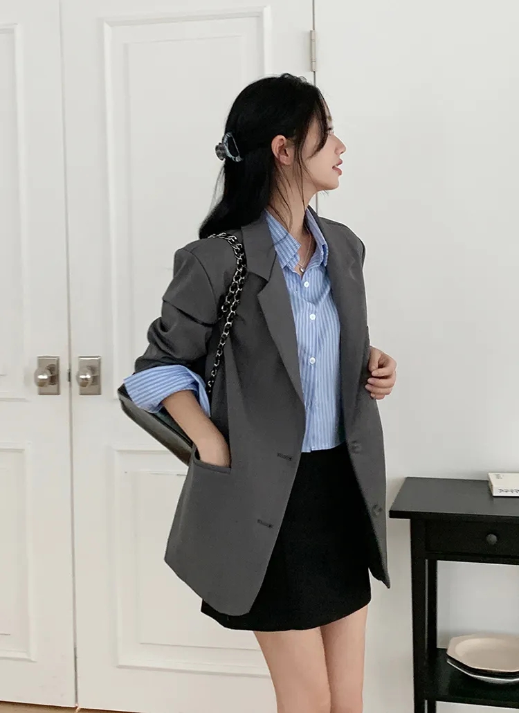 Cách mặc đồ thu gọn vòng eo, tôn dáng- Ảnh 4. Cách mặc đồ thu gọn vòng eo, tôn dáng- Ảnh 4.