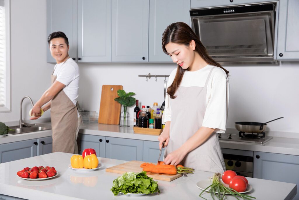 Khi hôn nhân đi tìm bình đẳng- Ảnh 2. Khi hôn nhân đi tìm bình đẳng- Ảnh 2.