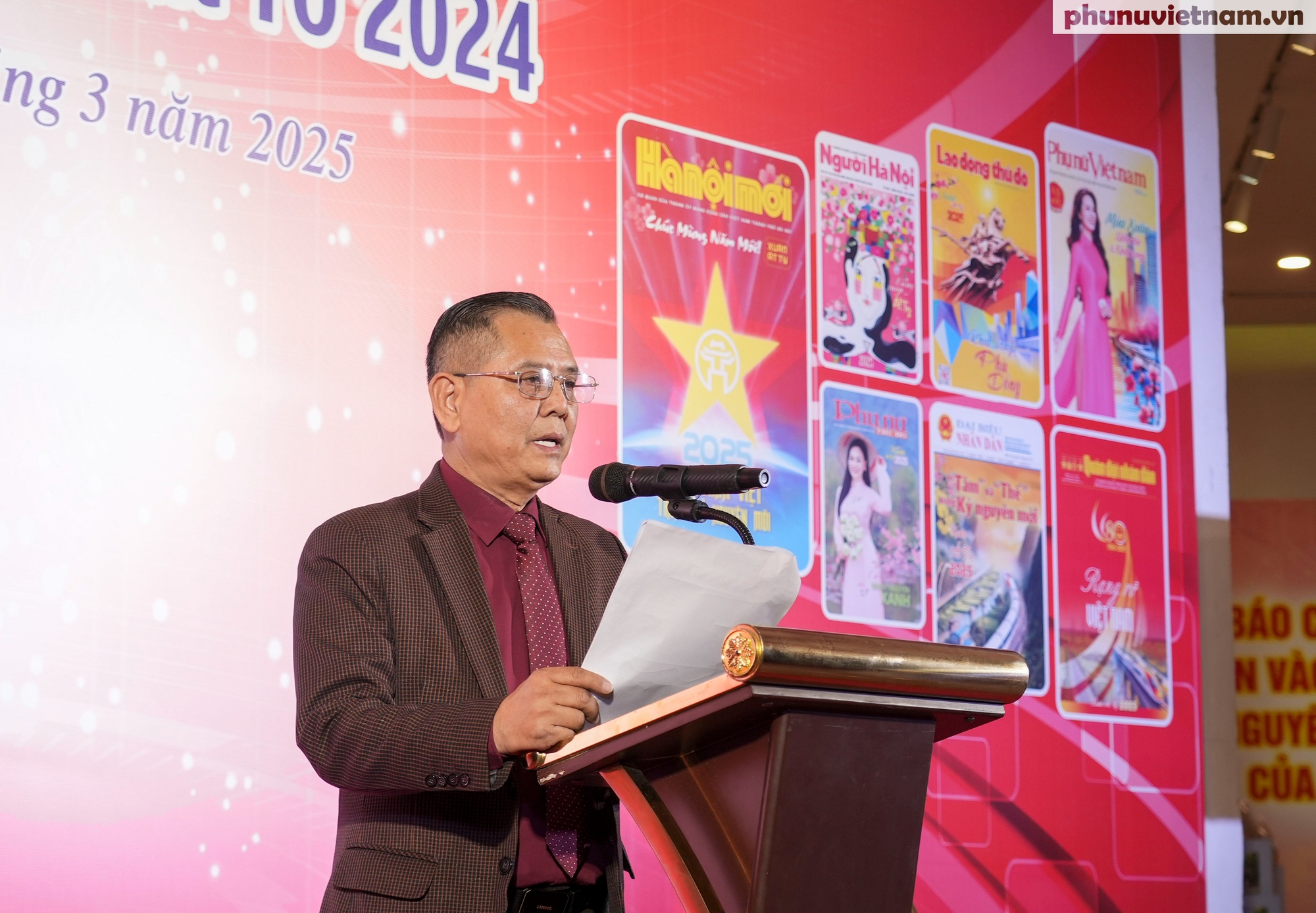 Khai mạc Hội Báo Xuân Ất Tỵ - Hà Nội 2025 và trao Giải Báo chí Ngô Tất Tố 2024- Ảnh 2. Khai mạc Hội Báo Xuân Ất Tỵ - Hà Nội 2025 và trao Giải Báo chí Ngô Tất Tố 2024- Ảnh 2.