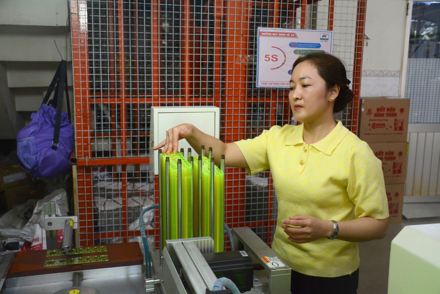 مدیر زن قاطع و دلسوز - عکس ۱. Nữ giám đốc quyết đoán và giàu lòng nhân ái- Ảnh 1.