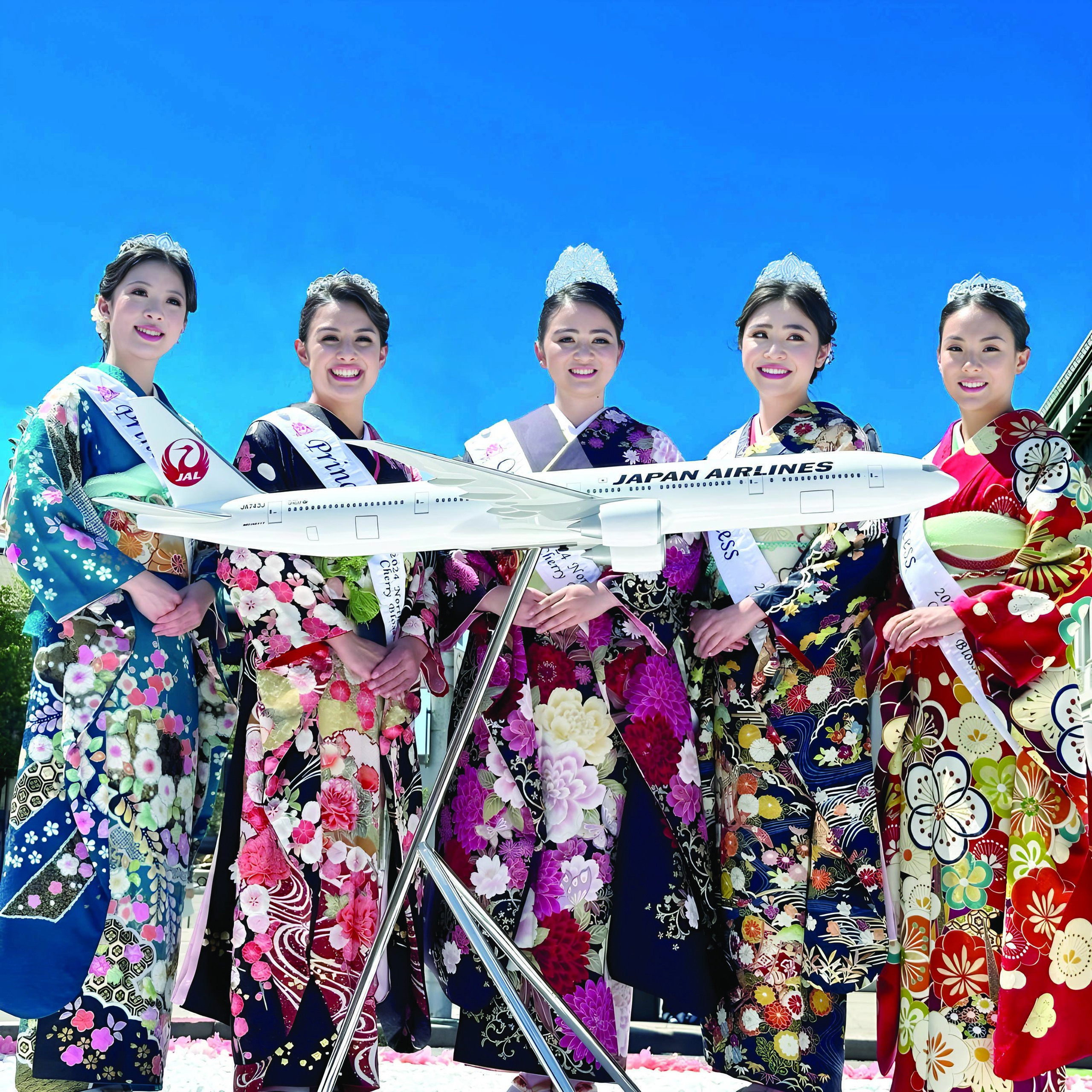 일본항공 사장: 고객 경험이 최우선입니다 - 사진 2. Nữ Chủ tịch Japan Airlines: Trải nghiệm của khách hàng là ưu tiên hàng đầu- Ảnh 2.