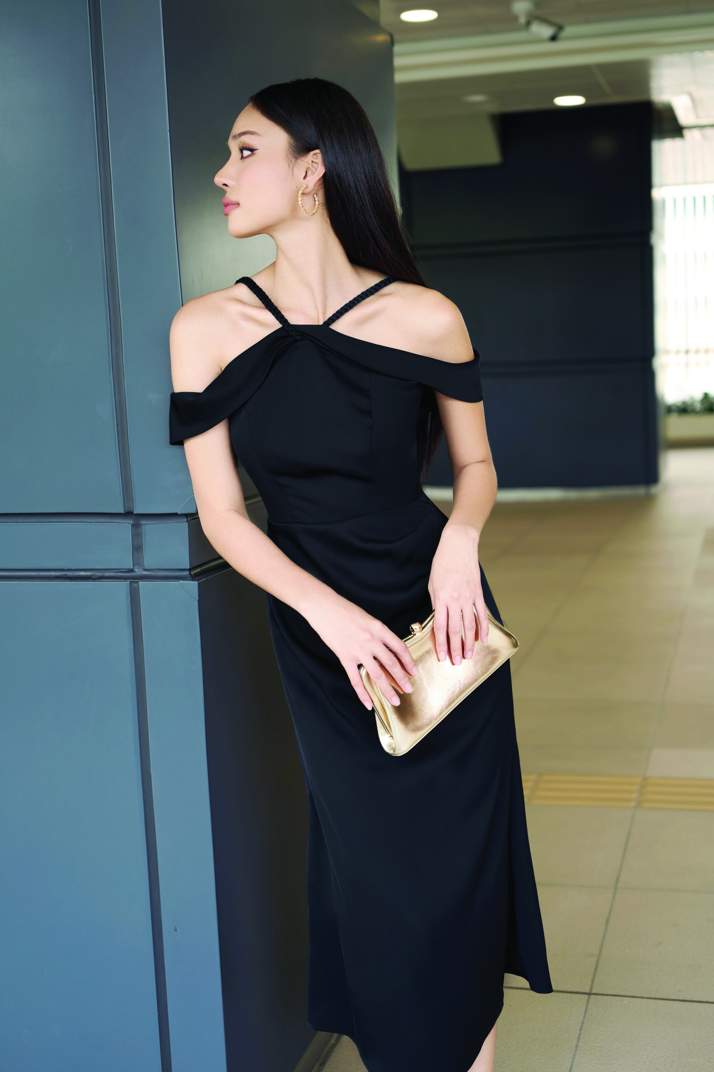Chọn trang phục năng động đón ngày mới- Ảnh 3. Chọn trang phục năng động đón ngày mới- Ảnh 3.
