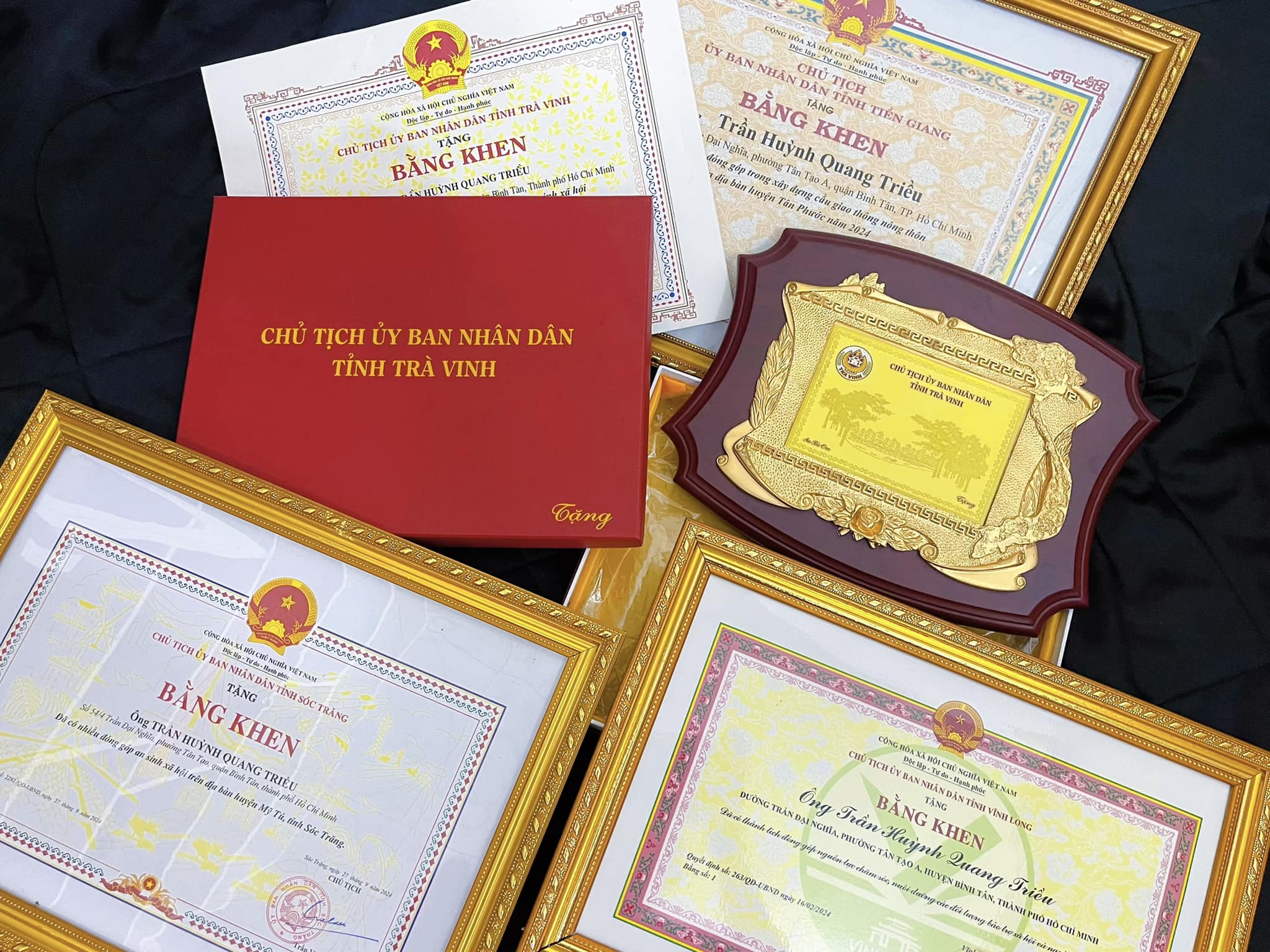 Cử nhân Báo chí lập nhóm thiện nguyện xây hơn 100 căn nhà tình thương cho người nghèo- Ảnh 2.