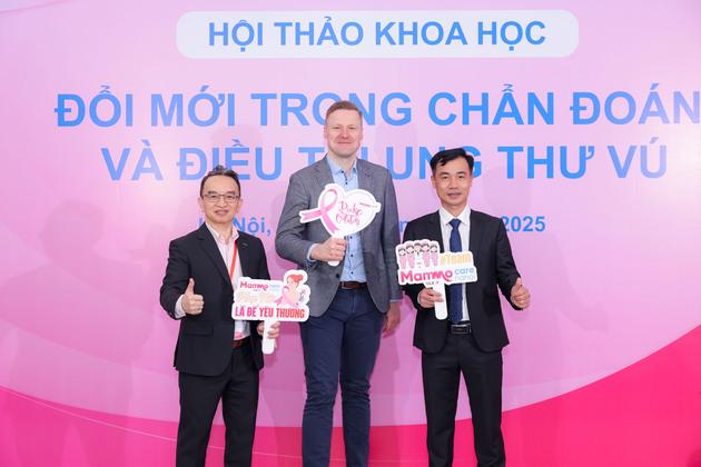 Hội thảo khoa học đổi mới trong chẩn đoán và tầm điều trị ung thư vú- Ảnh 1. Hội thảo khoa học đổi mới trong chẩn đoán và tầm điều trị ung thư vú- Ảnh 1.