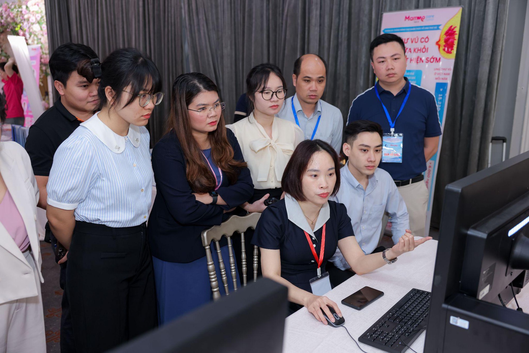 Hội thảo khoa học đổi mới trong chẩn đoán và tầm điều trị ung thư vú- Ảnh 5. Hội thảo khoa học đổi mới trong chẩn đoán và tầm điều trị ung thư vú- Ảnh 5.
