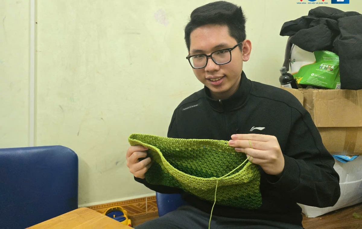 Cha mẹ thấu hiểu sẽ giúp trẻ tự kỷ tự đứng trên đôi chân của chính mình- Ảnh 4. Cha mẹ thấu hiểu sẽ giúp trẻ tự kỷ tự đứng trên đôi chân của chính mình- Ảnh 4.