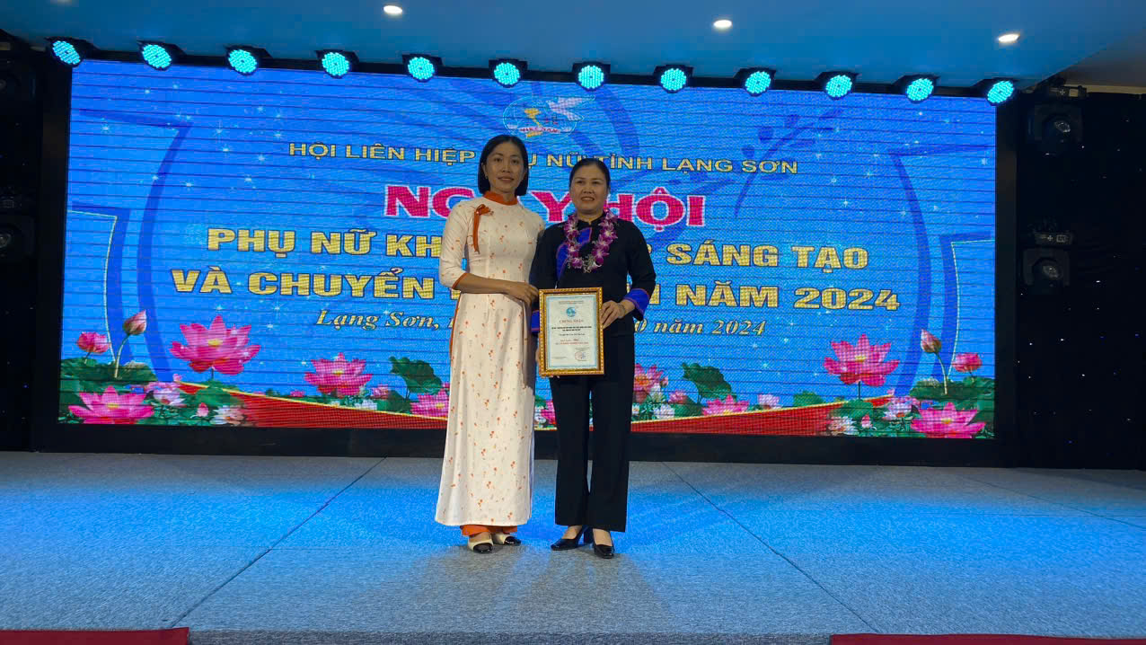 ランソンのスターアニスの原料地域の方向性がわかって嬉しいです - 写真3。 Hạnh phúc khi tìm được hướng đi cho vùng nguyên liệu hoa hồi ở xứ Lạng - Ảnh 3.