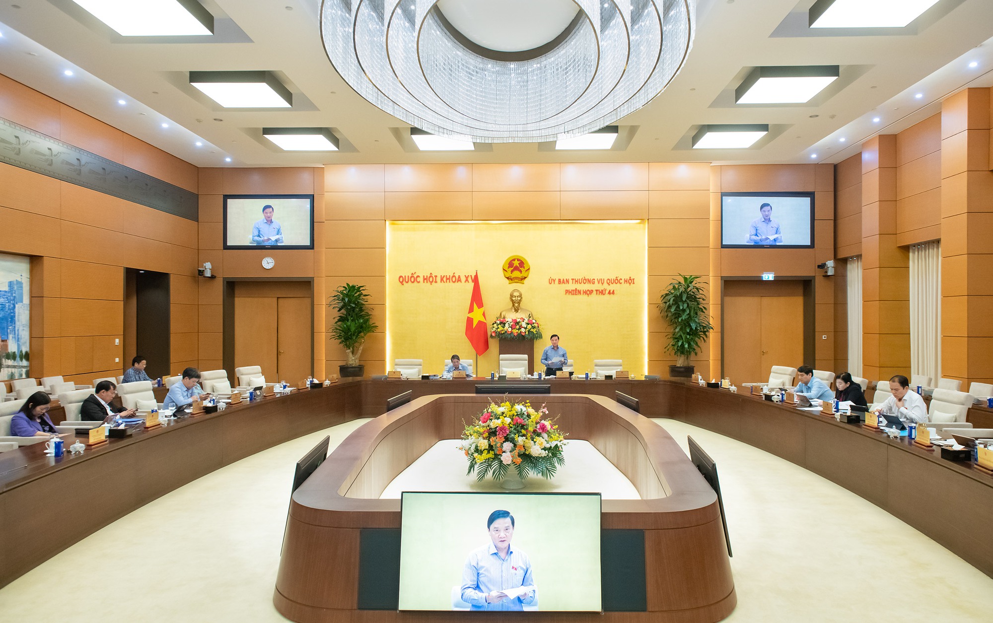 Đề xuất bỏ thi nâng ngạch cán bộ, công chức; bổ nhiệm vào ngạch theo vị trí việc làm- Ảnh 5. Đề xuất bỏ thi nâng ngạch cán bộ, công chức; bổ nhiệm vào ngạch theo vị trí việc làm- Ảnh 5.