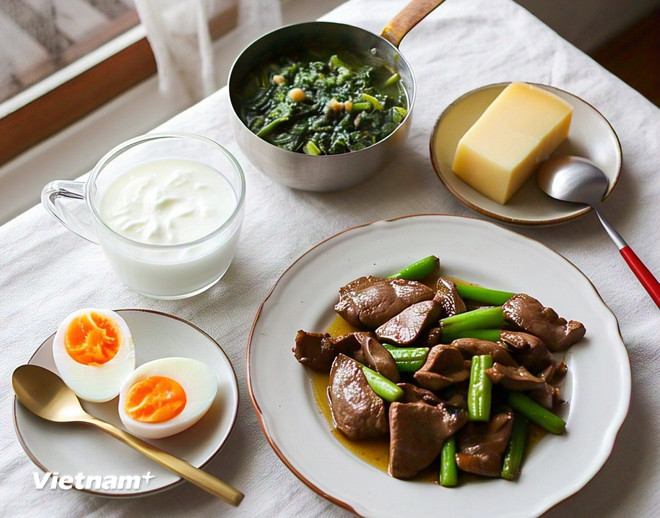 Vụ thực phẩm giả vitamin K2 cho trẻ: Cha mẹ cần biết ngay điều này- Ảnh 2. Vụ thực phẩm giả vitamin K2 cho trẻ: Cha mẹ cần biết ngay điều này- Ảnh 2.