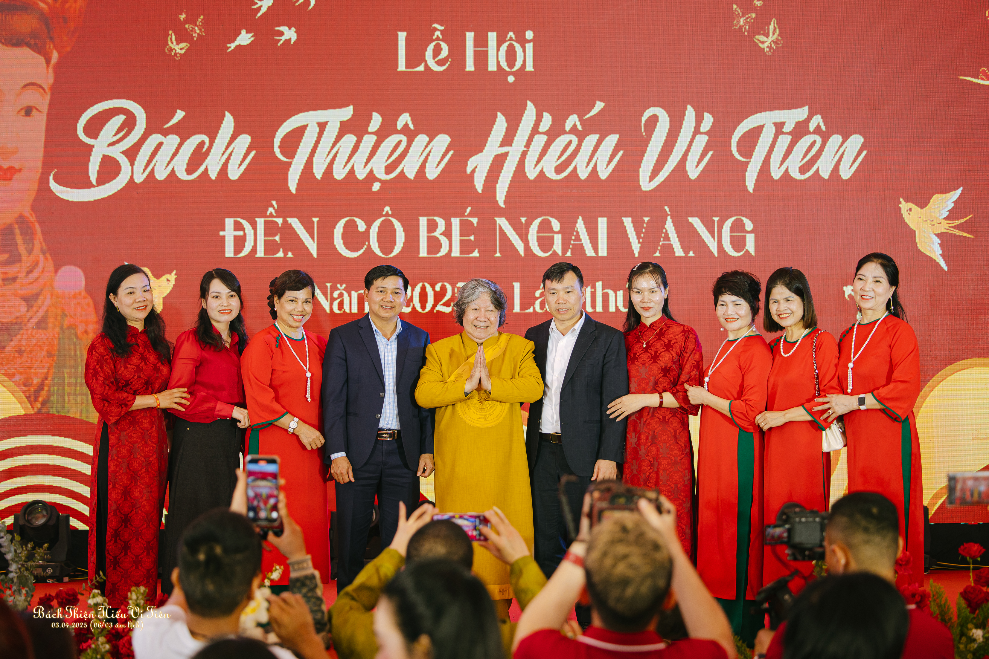 Lễ hội tôn vinh đạo Hiếu của người Việt- Ảnh 1. Lễ hội tôn vinh đạo Hiếu của người Việt- Ảnh 1.