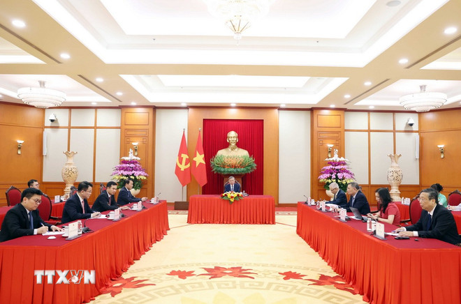 "Việt Nam là đối tác trụ cột của EU ở Đông Nam Á"- Ảnh 1.
