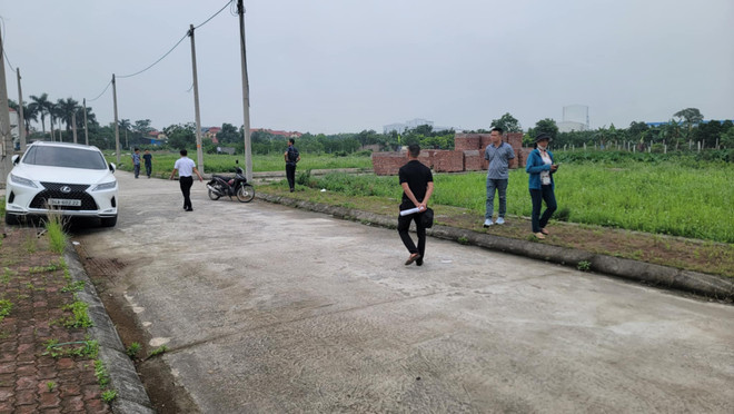 Hưng Yên: Không có "đột biến" tại phiên đấu giá đất vùng ven đô- Ảnh 2. Hưng Yên: Không có "đột biến" tại phiên đấu giá đất vùng ven đô- Ảnh 2.