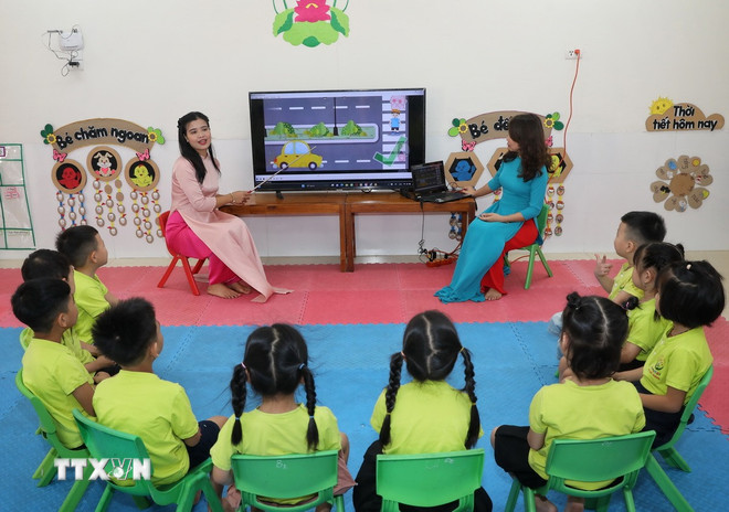 Công điện của Thủ tướng về tổ chức Kỳ thi tốt nghiệp THPT, biên chế giáo viên và kỳ nghỉ hè 2025- Ảnh 1. Công điện của Thủ tướng về tổ chức Kỳ thi tốt nghiệp THPT, biên chế giáo viên và kỳ nghỉ hè 2025- Ảnh 1.