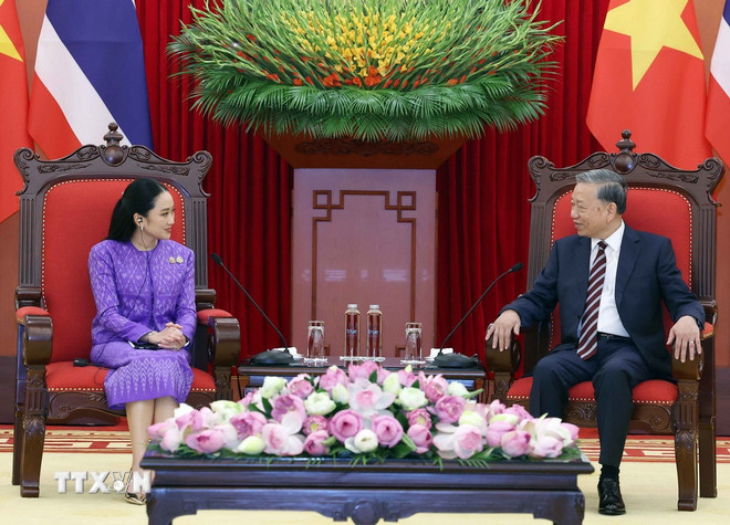 Tổng Bí thư: Mở ra chương mới trong quan hệ hai nước Việt Nam-Thái Lan- Ảnh 1. Tổng Bí thư: Mở ra chương mới trong quan hệ hai nước Việt Nam-Thái Lan- Ảnh 1.