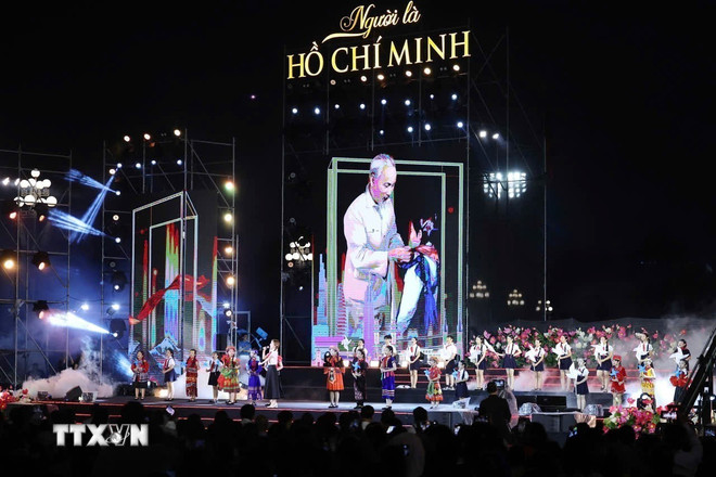 Lãnh đạo Đảng, Nhà nước dự chương trình nghệ thuật về Chủ tịch Hồ Chí Minh- Ảnh 1. Lãnh đạo Đảng, Nhà nước dự chương trình nghệ thuật về Chủ tịch Hồ Chí Minh- Ảnh 1.